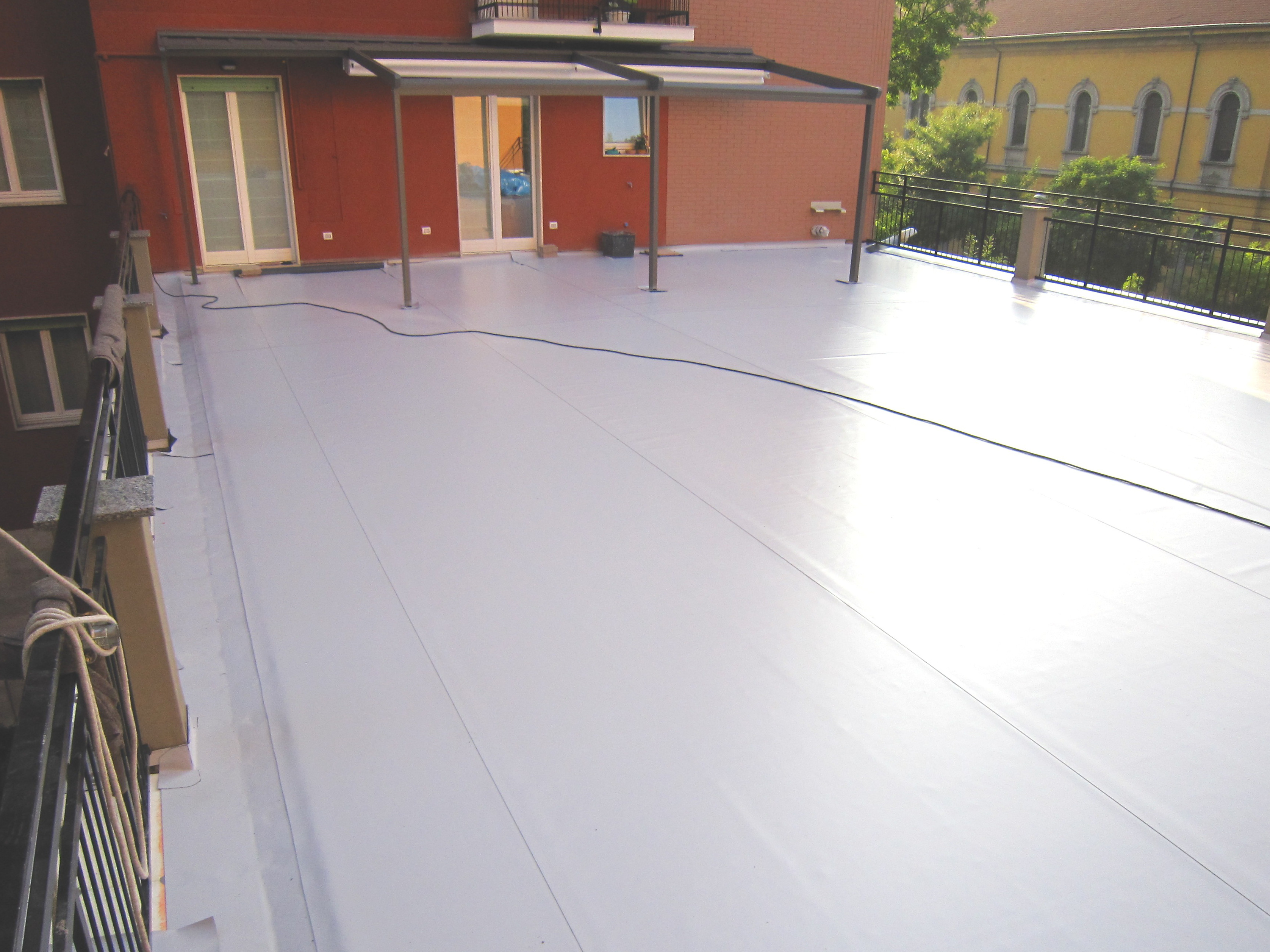 Beautiful prodotto per impermeabilizzare terrazzi pictures design ... Impermeabilizzazione terrazzi roma